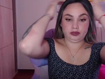 Mel_Hook06 Chaturbate stream image from May 16, 2025