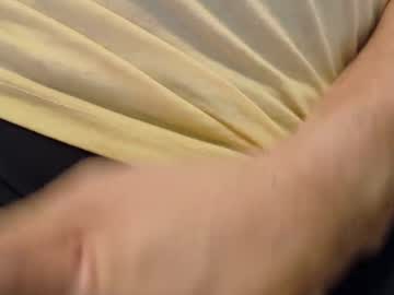 Sparklenuts17 Chaturbate stream image from May 16, 2025