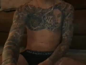 Bennibrentty Chaturbate stream image from May 16, 2025