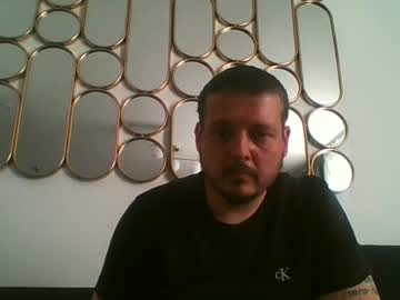 Sub3100 Chaturbate stream image from May 16, 2025
