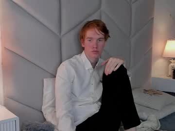 Jaspermoody Chaturbate stream image from May 16, 2025