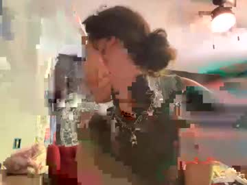 Halien696 Chaturbate stream image from May 16, 2025