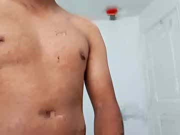 Javier_Jr26 Chaturbate stream image from May 16, 2025