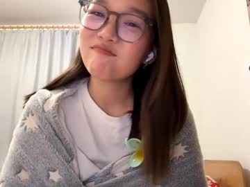 Oracowee Chaturbate stream image from May 16, 2025