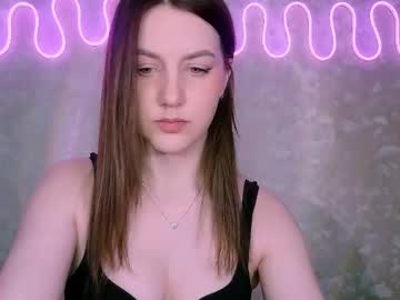 Hinakiri Chaturbate stream image from May 16, 2025