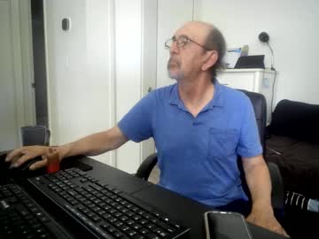 Ponchitodenver Chaturbate stream image from May 16, 2025