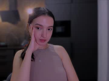 Lililaluna Chaturbate stream image from May 16, 2025