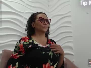 Evamills1 Chaturbate stream image from May 16, 2025