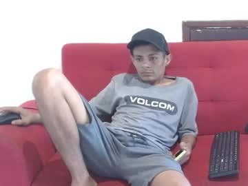 Fetish_Guys_Xxx Chaturbate stream image from May 16, 2025