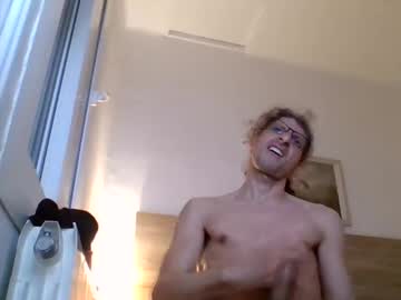 Enri222 Chaturbate stream image from May 16, 2025