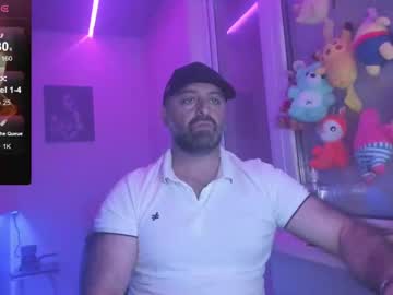 Magabear Chaturbate stream image from May 16, 2025