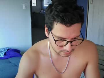 Periplo14 Chaturbate stream image from May 16, 2025