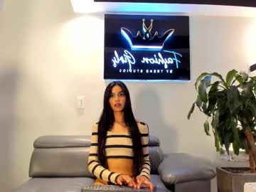 Roussebeck Chaturbate stream image from May 16, 2025