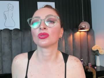 Yoo_Seoik Chaturbate stream image from May 16, 2025