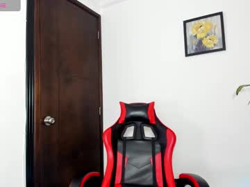 Saenz18 Chaturbate stream image from May 16, 2025