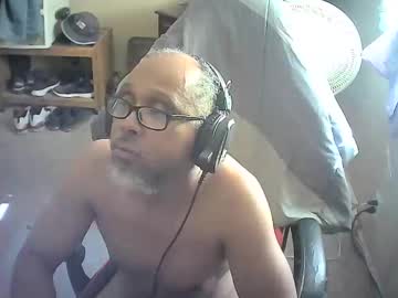 V49 Chaturbate stream image from May 16, 2025