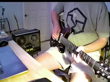 Igiraffe Chaturbate stream image from May 16, 2025