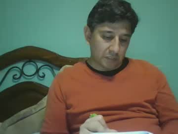 Dickeduardo Chaturbate stream image from May 17, 2025