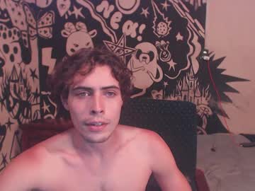 Dominic_Walls Chaturbate stream image from May 17, 2025