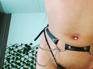 Kitty_Vaal Chaturbate stream image from May 17, 2025