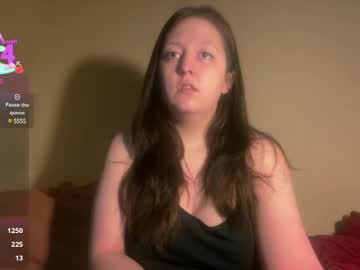 Velvetgg Chaturbate stream image from May 17, 2025