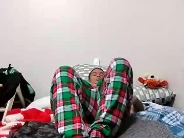 Gonr369 Chaturbate stream image from May 17, 2025