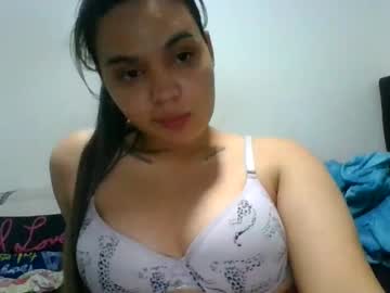 Kathefox Chaturbate stream image from May 17, 2025