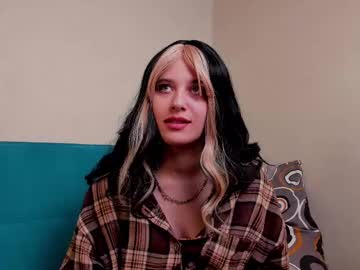 Lendie0208 Chaturbate stream image from May 17, 2025