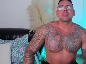 Ryancrew Chaturbate stream image from May 17, 2025