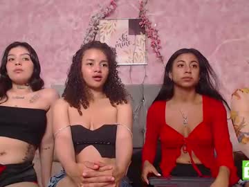 Trixy_Ds Chaturbate stream image from May 17, 2025