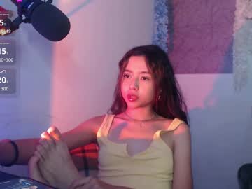 Brisazane Chaturbate stream image from May 17, 2025