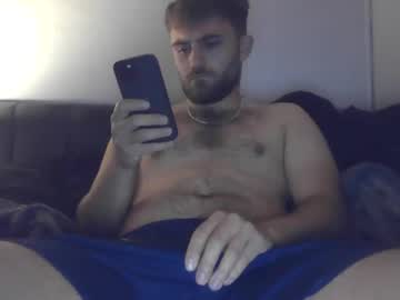 Harrymathews Chaturbate stream image from May 17, 2025