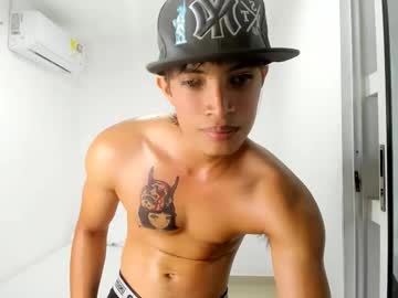 Kenshi_Roa Chaturbate stream image from May 17, 2025