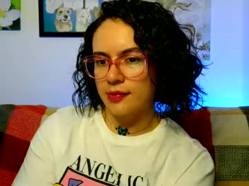 Violet_Kitty_2 Chaturbate stream image from May 17, 2025