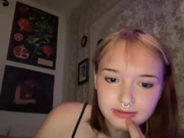 Lemoncakegf Chaturbate stream image from May 17, 2025