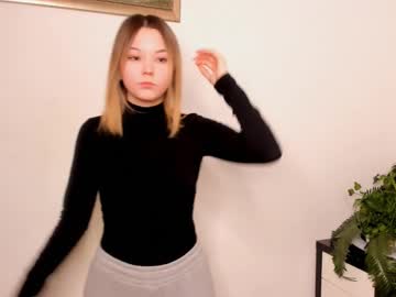 Orvabish Chaturbate stream image from May 17, 2025