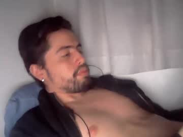 Alejo_Shy Chaturbate stream image from May 17, 2025