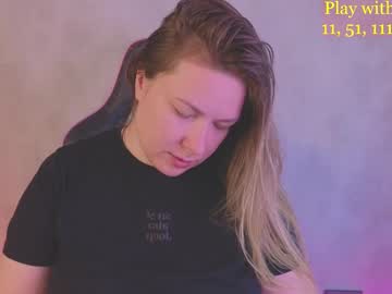 Cute_Darina Chaturbate stream image from May 17, 2025