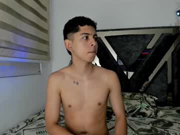 Gomez_C_ Chaturbate stream image from May 17, 2025