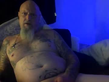 Ravens18816981 Chaturbate stream image from May 17, 2025