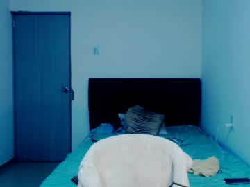 Sexynatalia25 Chaturbate stream image from May 17, 2025