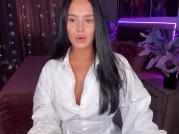 Danamiers Chaturbate stream image from May 17, 2025