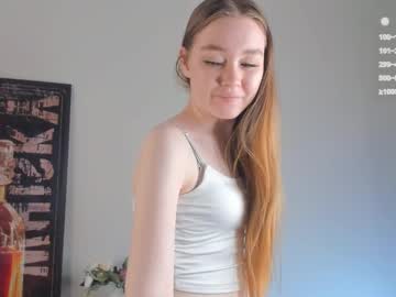 Ishowmary Chaturbate stream image from May 17, 2025
