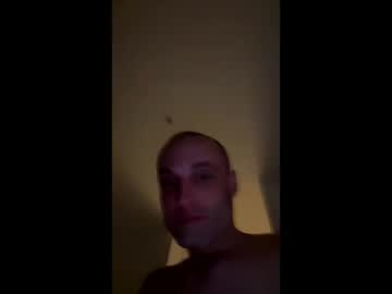 Just2bestfriends Chaturbate stream image from May 17, 2025