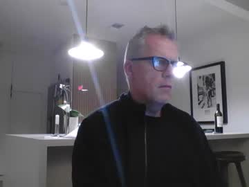 Minimalmix47 Chaturbate stream image from May 17, 2025