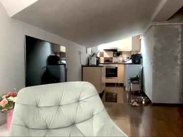 Amyroberta92 Chaturbate stream image from May 17, 2025