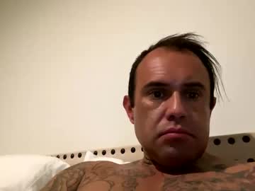 Chris5445328367 Chaturbate stream image from May 17, 2025