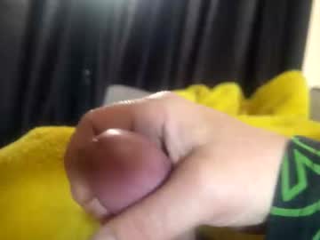 Mebeard03 Chaturbate stream image from May 17, 2025