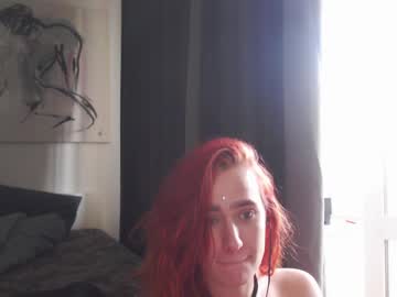 Emmylies Chaturbate stream image from May 17, 2025