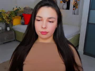 Unforgettablestarfall Chaturbate stream image from May 17, 2025